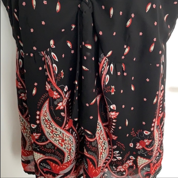 Penningtons Lined Frill Elastic Back V Blouse, 1X - Picture 3 of 11